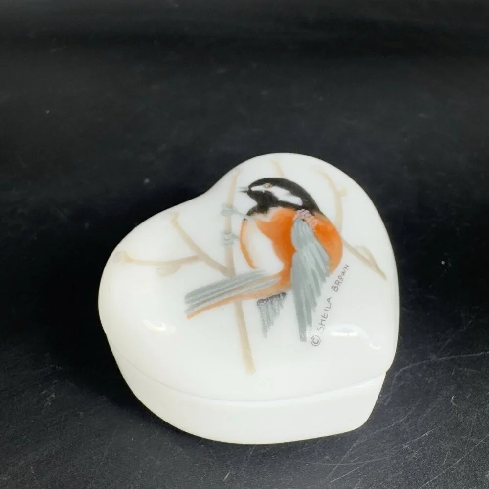 Vintage Otagiri Chickadee Heart Shaped Bird‎ Trinket Box Sheila Brown Container